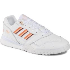 Buty adidas - A.R. Trainer W EF5965 Ftwhite/Ambtin/Gloora. Białe buty sportowe damskie Adidas, bez wzorów, ze skóry ekologicznej, sportowe. Za 399,00 zł.