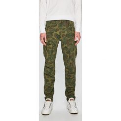G-Star Raw - Spodnie. Spodnie męskie G-Star RAW, bez wzorów, z bawełny, retro. W wyprzedaży za 319,90 zł.