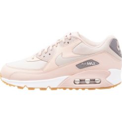 Nike Sportswear AIR MAX 90 Sneakersy niskie particle beige/moon particle/gunsmoke/light brown. Różowe trampki i tenisówki damskie Nike Sportswear, bez wzorów, ze skóry, bez zapięcia. W wyprzedaży za 471,20 zł.