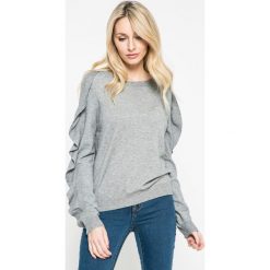 Vero Moda - Sweter Sky. Szare swetry klasyczne damskie marki Vero Moda, s, z poliesteru, z okrągłym kołnierzem. W wyprzedaży za 49,90 zł.