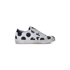 Buty At Go GO BIG POIS NERO. Czarne trampki i tenisówki damskie At Go, bez wzorów, bez zapięcia. Za 430,36 zł.