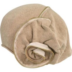 Beret damski Dzianowy z zamkiem beżowy. Brązowe berety damskie marki Art of Polo. Za 42,47 zł.