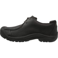 Keen PORTSMOUTH II Obuwie do biegania Turystyka black. Czarne buty trekkingowe męskie Keen, z gumy, do biegania. Za 469,00 zł.