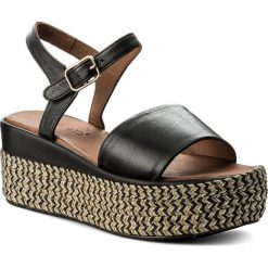 Espadryle INUOVO - 8861 Black. Czarne espadryle damskie marki Inuovo, bez wzorów, ze skóry, bez obcasa, na obcasie. W wyprzedaży za 219,00 zł.