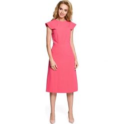RACHELE Sukienka rozkloszowana z falbankami przy rękawach - różowa. Czerwone sukienki balowe marki Moe, na imprezę, s, z falbankami, mini, dopasowane. Za 129,00 zł.