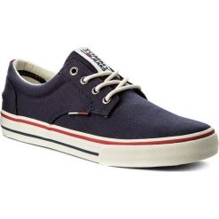 Tenisówki TOMMY JEANS - Textile Sneaker EM0EM00001 Ink 006. Niebieskie półbuty męskie Tommy Jeans, bez wzorów, z jeansu, eleganckie, bez zapięcia. W wyprzedaży za 199,00 zł.