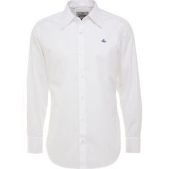 Vivienne Westwood Koszula biznesowa white. Białe koszule męskie marki Vivienne Westwood, m, bez wzorów, z bawełny, biznesowe, bez kołnierzyka, bez rękawów. Za 849,00 zł.