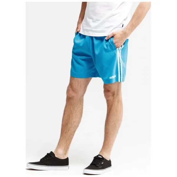 Adidas Szorty E 3S Chelsea , niebieski, rozmiar M. Niebieskie spodenki i szorty męskie Adidas, s, w paski, z poliesteru. W wyprzedaży za 99,99 zł.