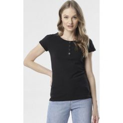 Czarny T-shirt Oranore. Czarne bluzki damskie Born2be, s, bez wzorów, z dzianiny, klasyczne, z okrągłym kołnierzem, z krótkim rękawem. Za 54,99 zł.