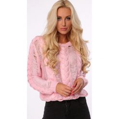 Sweter ażurowy krótki jasnoróżowy MISC263. Różowe swetry damskie Fasardi, bez wzorów, z krótkim rękawem, krótkie, bez kaptura. Za 109,00 zł.
