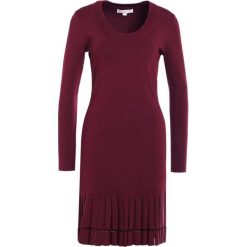 MICHAEL Michael Kors Sukienka dzianinowa merlot. Czerwone sukienki dzianinowe MICHAEL Michael Kors, xl. W wyprzedaży za 524,50 zł.
