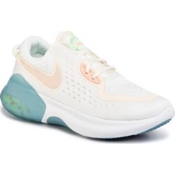 Buty NIKE - Joyride Dual Run CD4363 104 Sail/Shimmer/Pale Ivory. Białe buty sportowe damskie Nike, bez wzorów, z tworzywa sztucznego, sportowe, do biegania. Za 549,00 zł.
