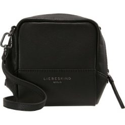 Liebeskind Berlin ACAPULCO PLEATED GUSSET VINTAGE Torba na ramię black. Czarne torebki klasyczne damskie marki Liebeskind Berlin, na ramię. W wyprzedaży za 434,85 zł.