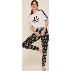 Undiz - T-shirt piżamowy. Białe piżamy damskie Undiz, s, z nadrukiem, z bawełny, bez rękawów. Za 49,90 zł.