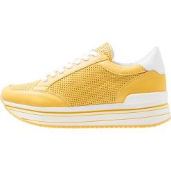 Trampki damskie slip on: SPM Tenisówki i Trampki yellow/white