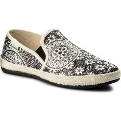 Espadryle DESIGUAL - Taormina 18SSKF06 2000. Czarne espadryle damskie Desigual, z materiału, na płaskiej podeszwie. W wyprzedaży za 159,00 zł.