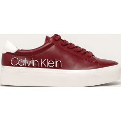 Calvin Klein - Buty. Białe buty sportowe damskie Calvin Klein, bez wzorów, z gumy, sportowe. W wyprzedaży za 499,90 zł.