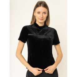 Bluzka Calvin Klein Jeans J20J212895. Czarne bluzki damskie Calvin Klein Jeans, xs, bez wzorów, z poliesteru, bez kołnierzyka, bez rękawów. W wyprzedaży za 279,00 zł.