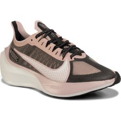 Buty NIKE - Zoom Gravity BQ3203 006 Black/Platinum Tint. Różowe buty sportowe damskie Nike, bez wzorów, z tworzywa sztucznego, sportowe, do biegania, nike zoom. Za 399,00 zł.