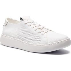 Tenisówki CALVIN KLEIN - Freeport F1287 White. Białe półbuty męskie Calvin Klein, na co dzień, bez wzorów, z gumy, klasyczne, bez zapięcia. W wyprzedaży za 349,00 zł.