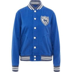 Polo Ralph Lauren RUSTIC Kurtka Bomber blue saturn. Niebieskie bomberki damskie marki Polo Ralph Lauren, z bawełny. W wyprzedaży za 503,60 zł.