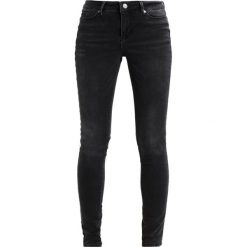 Jeansy damskie: Vero Moda VMSEVEN SUPER SLIM Jeansy Slim Fit black