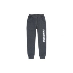 Szorty chłopięce sportowe. Szare spodenki chłopięce marki TXM, sportowe. Za 24,99 zł.