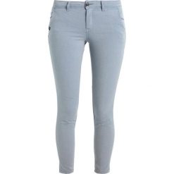 Chinosy damskie: Teddy Smith AMBER Chinosy gris clair