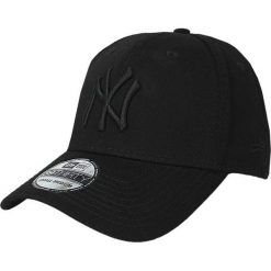 New Era - Czapka 39 Thirty. Czarne czapki męskie New Era, bez wzorów, z bawełny. W wyprzedaży za 99,90 zł.