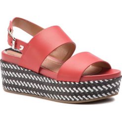 Espadryle GIOSEPPO - Serres 48567 Burgundy. Czerwone espadryle damskie marki Gioseppo, ze skóry ekologicznej, na obcasie. Za 259,00 zł.