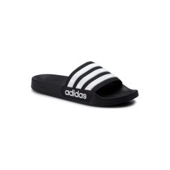 ADIDAS AQ1701 ADILETTE SHOWER Czarny. Czarne kapcie męskie Adidas, z tworzywa sztucznego. Za 99,99 zł.