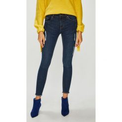 Medicine - Jeansy Basic. Niebieskie jeansy damskie MEDICINE, bez wzorów, z elastanu. W wyprzedaży za 59,90 zł.